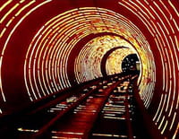 En zone dangereuse : Tunnels en zone dangereuse
