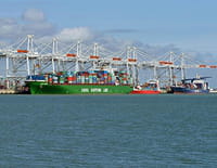 Le port du Havre, un monde de démesure